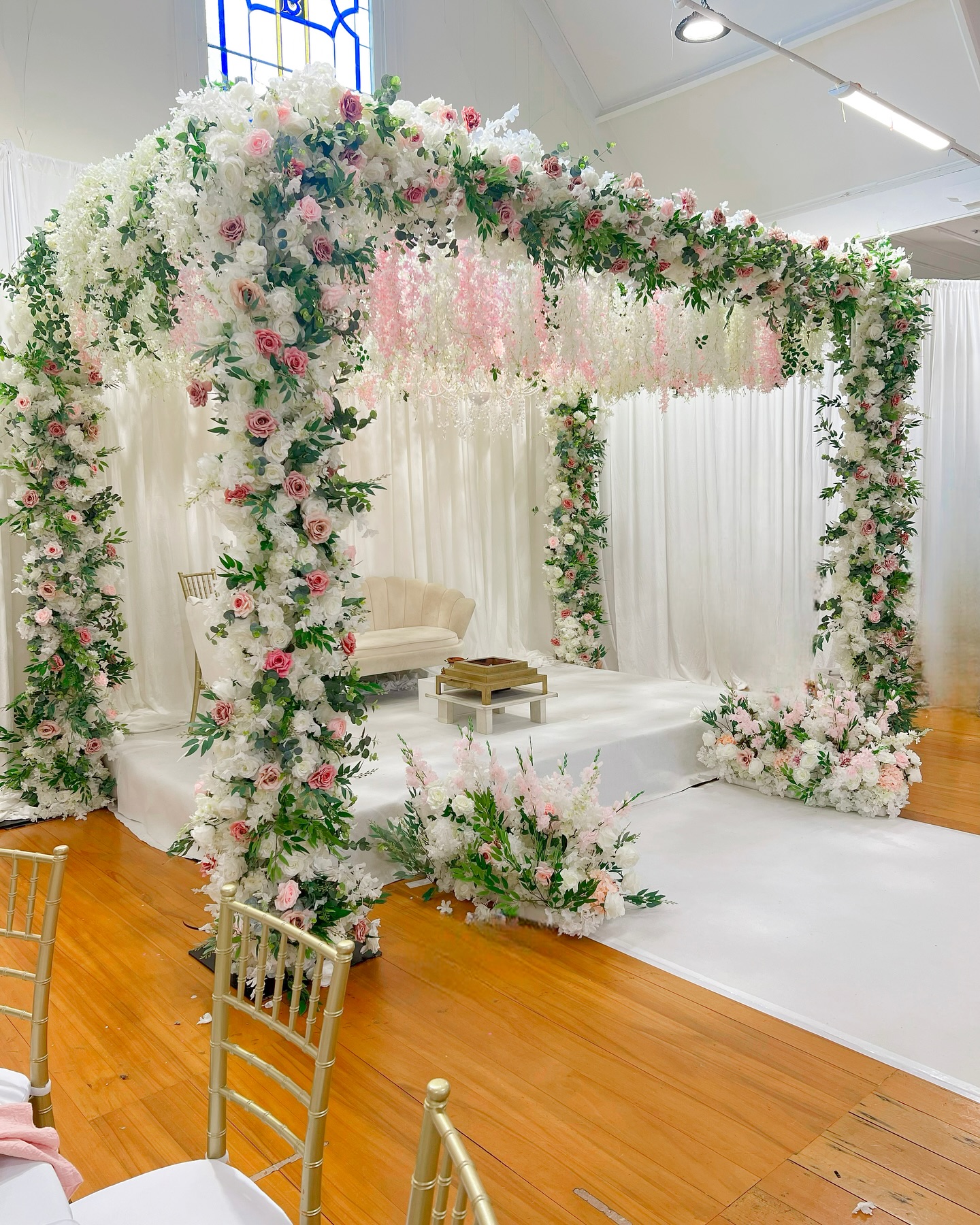 VERDANT MANDAP