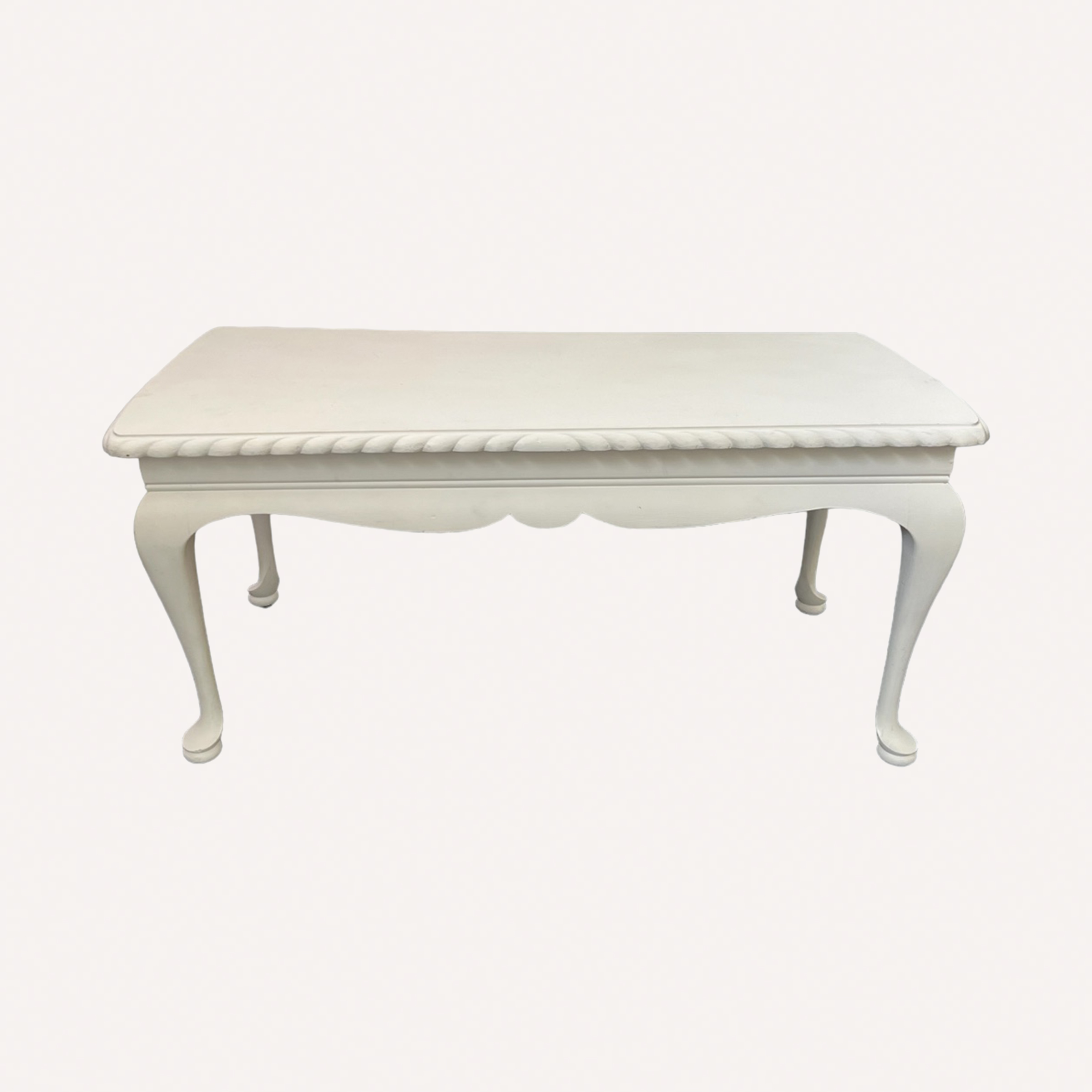 WHITE COFFEE TABLE