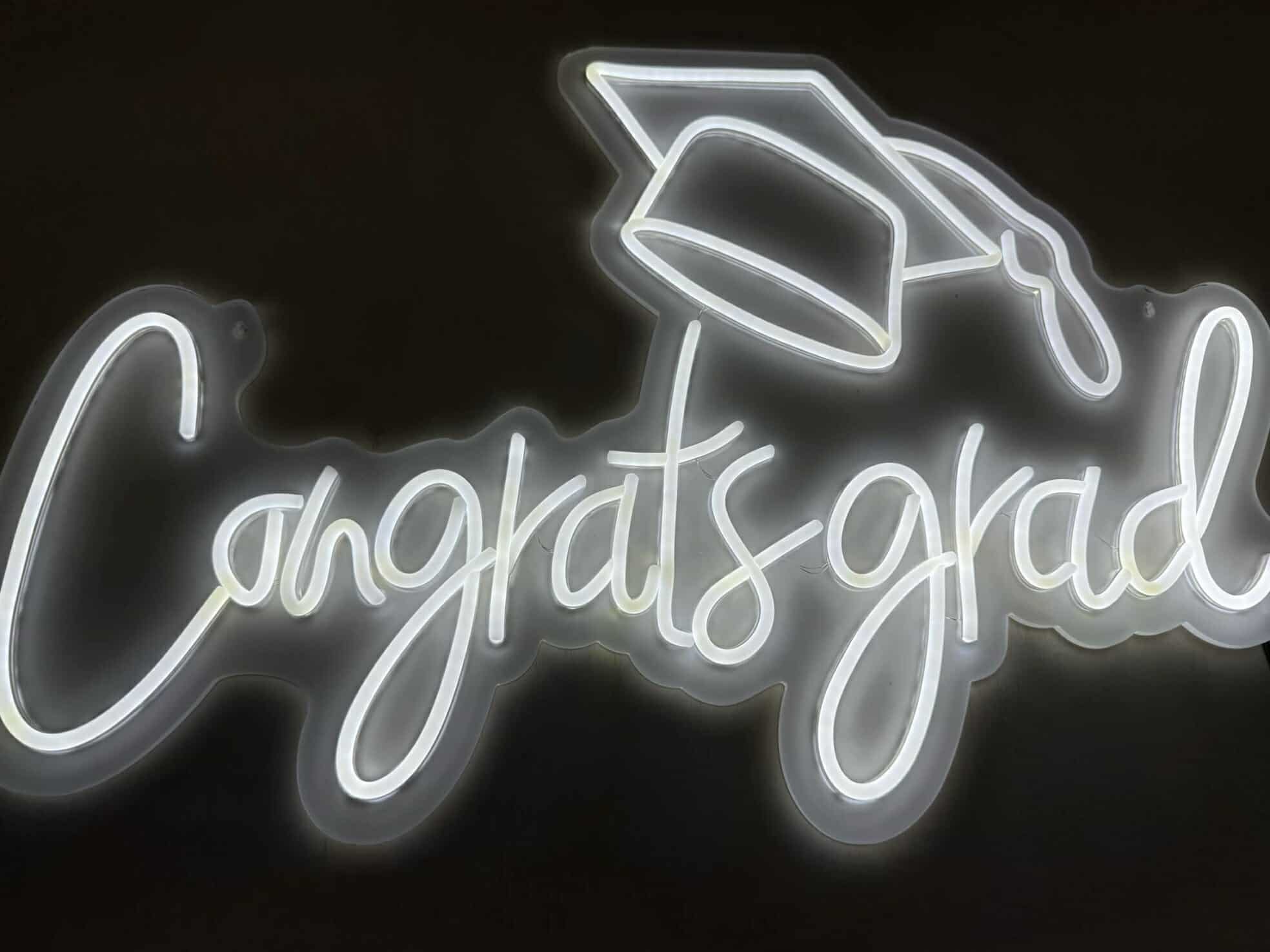 CONGRATS GRAD – GRADUATION NEON SIGN – COOL WHITE